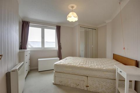 undefined, Hudson Court, Hessle