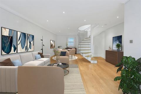 4 bedroom mews to rent, Wilton Row, London SW1X