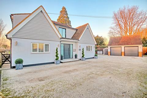 4 bedroom detached house for sale, South End, Much Hadham SG10