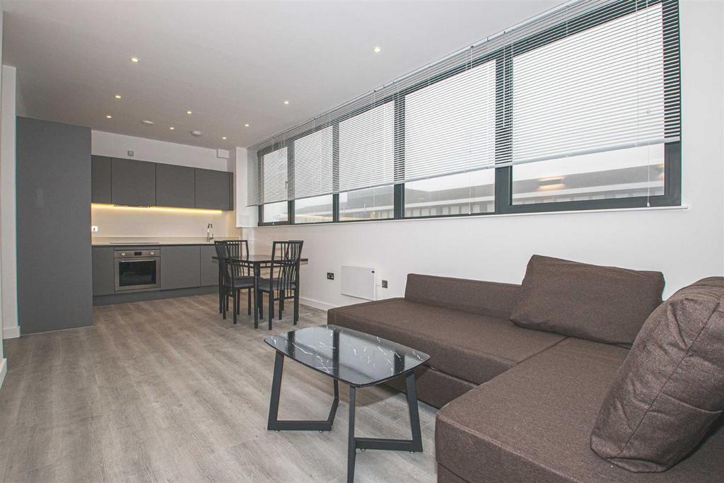 Linford Wood 1 bed apartment to rent £1,095 pcm (£253 pw)