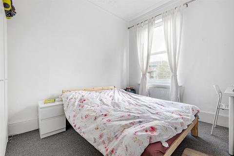3 bedroom maisonette for sale, London Road, Twickenham