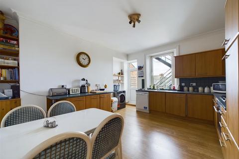 2 bedroom apartment for sale, Priors Terrace, Tynemouth