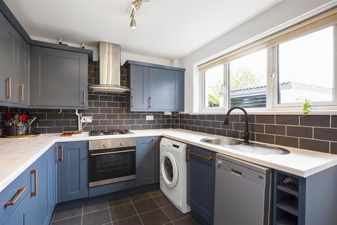 27 Arkaig Drive, Crossford, Dunfermline, KY12 8YW