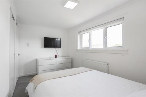 27 Arkaig Drive, Crossford, Dunfermline, KY12 8YW
