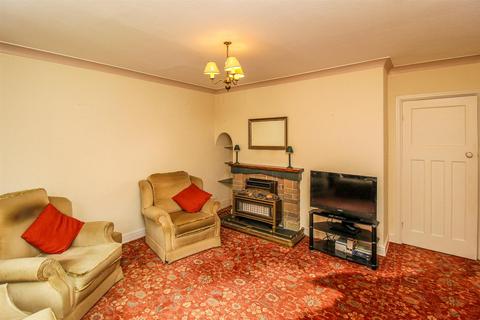 19 Beechwood Avenue, Wakefield, WF2 9JZ
