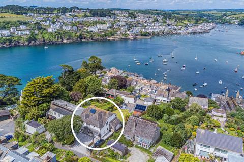 undefined, St. Saviours Hill, Polruan, Polruan