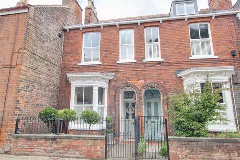 3 bedroom terraced house for sale, Newbegin, Beverley