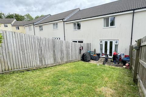 18 Brewery Drive, St Austell, PL25 4EH