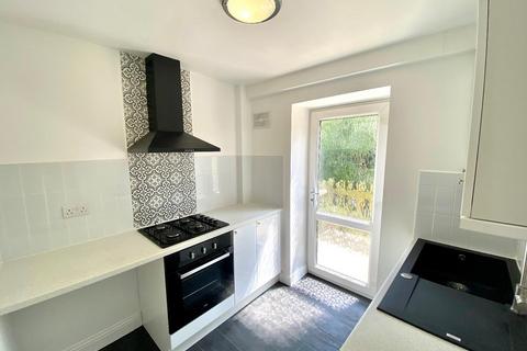 2 bedroom terraced house for sale, Scar Lane, Milnsbridge, Huddersfield