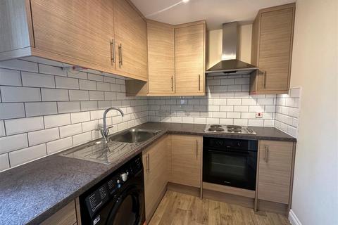 2 bedroom flat for sale, Orphanage Road, Watford WD24