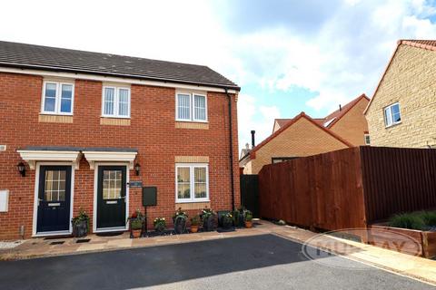 3 bedroom terraced house for sale, Farrer Way, Barleythorpe LE15