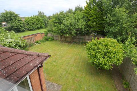 4 bedroom detached house for sale, Alsthorpe Road, Oakham LE15