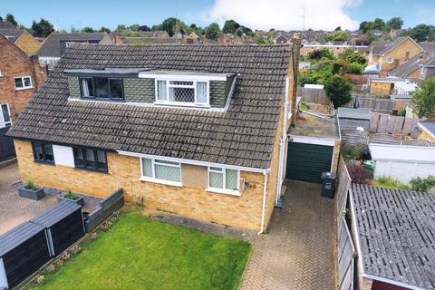 18 Brayford Close, Northampton, NN3 3LU