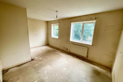 3 bedroom end of terrace house for sale, Lindisfarne Way, East Hunsbury, Northampton NN4
