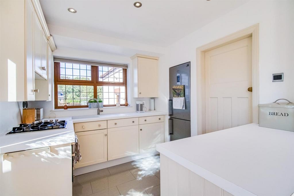 Open plan kitchen/dining/sitting room