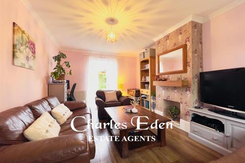 3 bedroom semi-detached house for sale, Upper Elmers End Road, Beckenham BR3