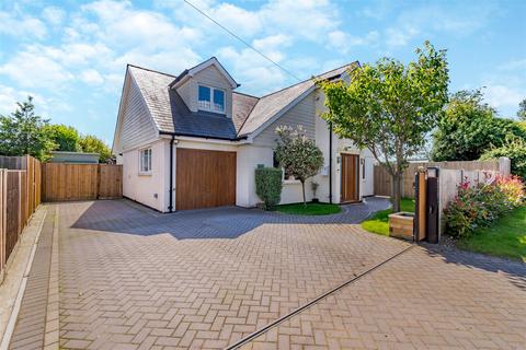 4 bedroom detached house for sale, Vanity Lane, Linton