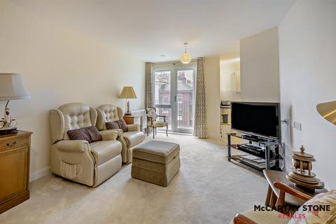 1 bedroom apartment for sale, Tudor Rose Court, South Parade, Southsea, PO4 0DE