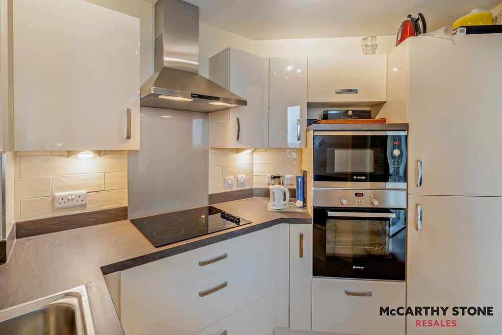8600989-interior08-800.jpg