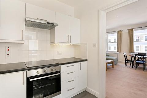 1 bedroom apartment to rent, Southwell Gardens, South Kensington, SW7