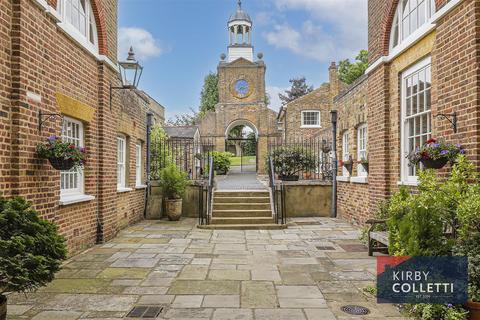 3 bedroom terraced house for sale, Wormleybury Mews Church Lane, Broxbourne