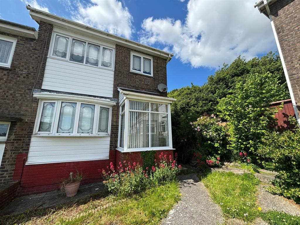 Maes Yr Haf, Pwll, Llanelli 3 bed end of terrace house for sale £115,000