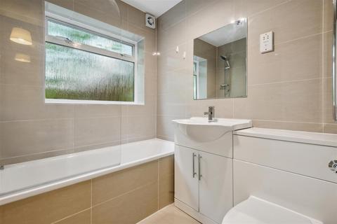43 Ravensmede Way, London, W4 1TF