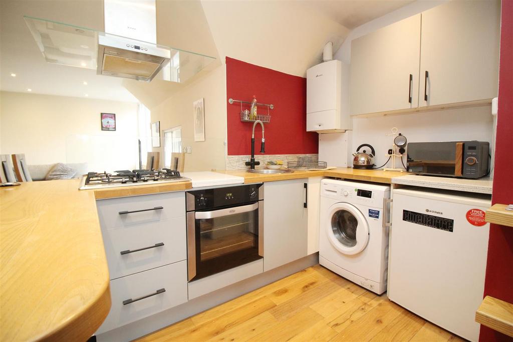 Kitchen.JPG