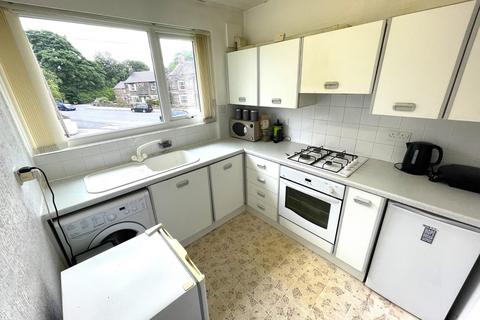 2 bedroom flat for sale, Falkland Court, Moortown, Leeds