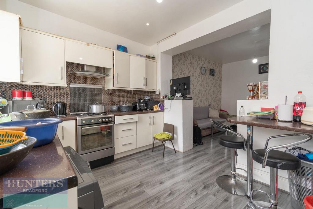 Ground floor : kitchen
