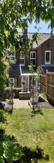 2 bedroom house to rent, Rosebery Road, Norwich