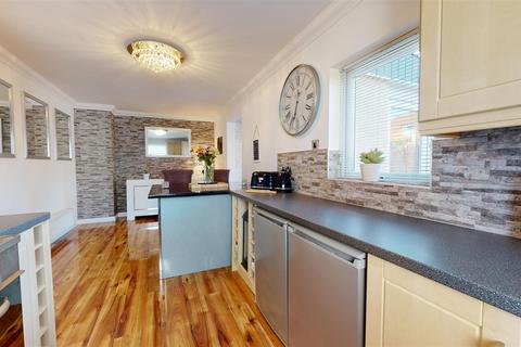 41 Old Lanark Road, Carluke, ML8 4HR