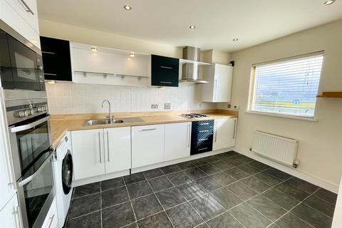 2 bedroom flat for sale, Villandry Fort RoadNewhavenEast Sussex