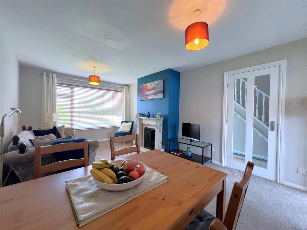 Liv and dining room.jpg