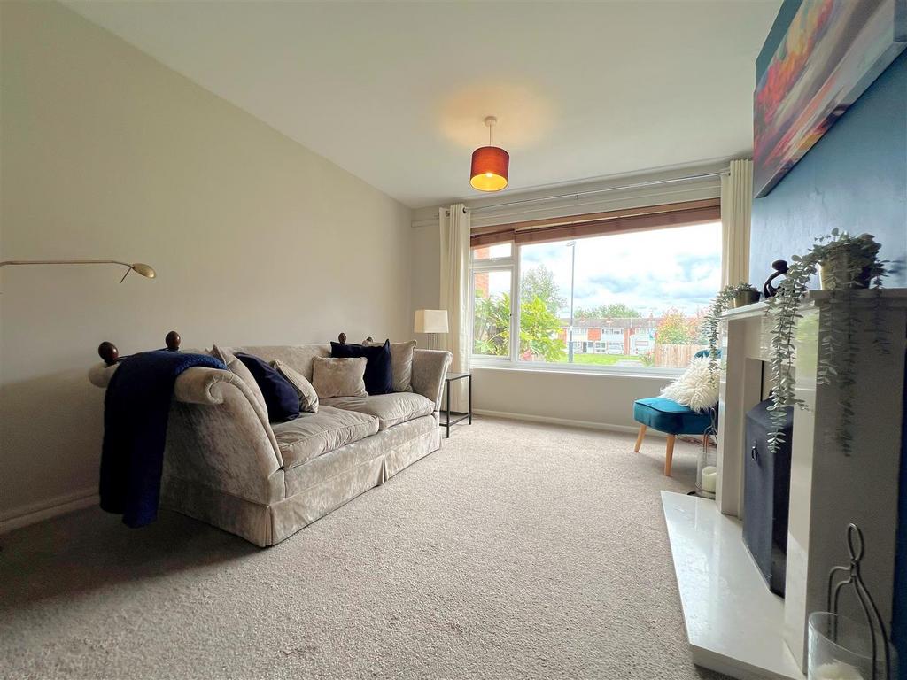 Liv room.jpg