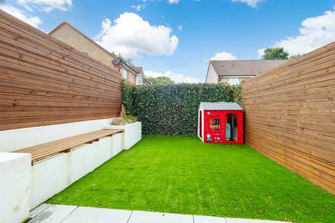 2 bedroom terraced house for sale, Sydney Road, Sutton