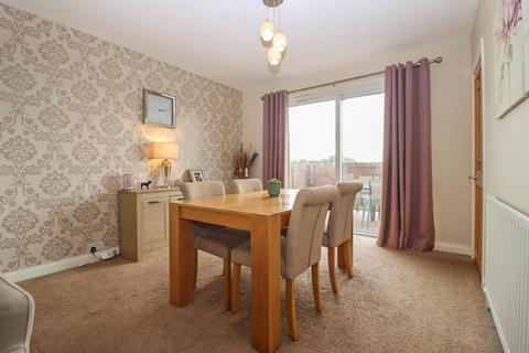 3 bedroom semi-detached house for sale, High Ridge, Hazlerigg, Newcastle Upon Tyne