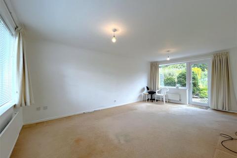 33 Antelope Gardens, Warwick, CV34 5RR