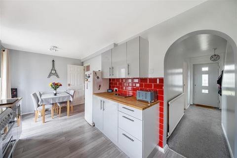 3 bedroom house for sale, Queens Crescent, Clapham, Bedford