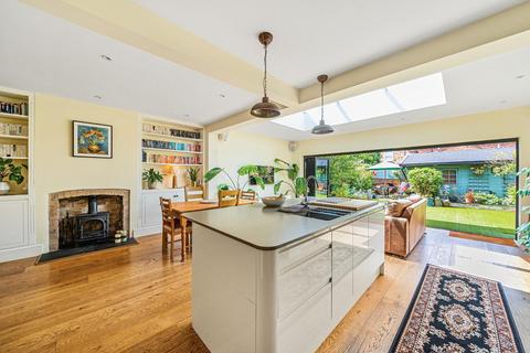 4 bedroom house for sale, Pembroke Street, Bedford