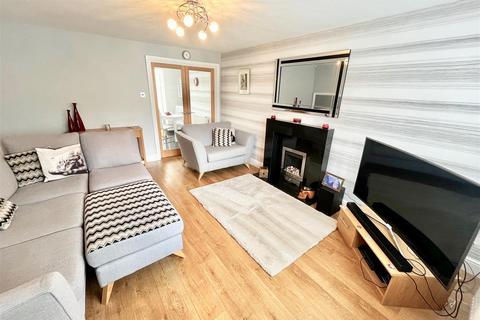 3 bedroom semi-detached house for sale, Peacock Court, Gateshead