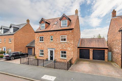 6 bedroom detached house for sale, Barmoor Drive, Great Park, NE3