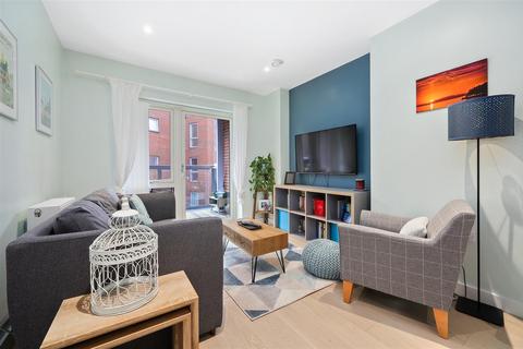 1 bedroom flat for sale, Wilkinson Close, London NW2