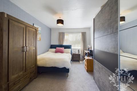 2 Bowfell Road, Middlesbrough, TS3 7QS
