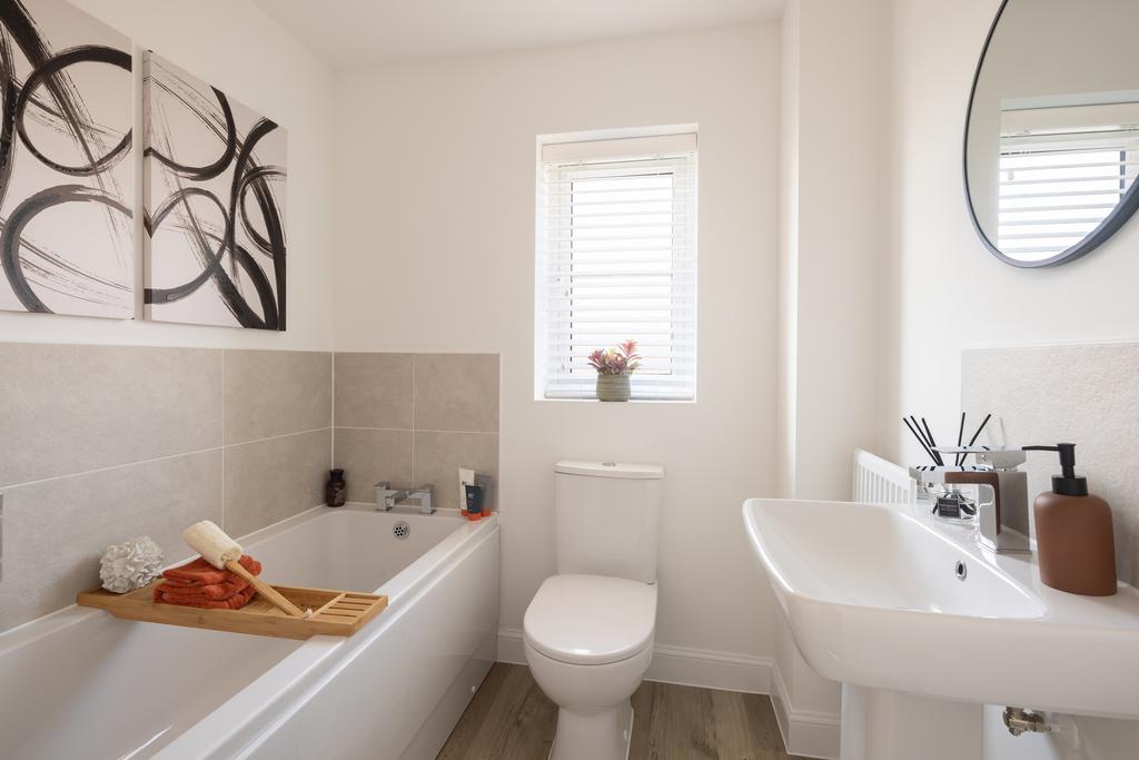 Bathroom in a 3 bed Ellerton