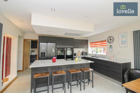 29 Caistor Road, Laceby, Grimsby, DN37 7HZ