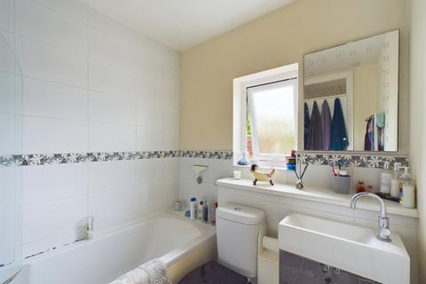 8 Augustus Road, Hockliffe, Leighton Buzzard, LU7 9NS