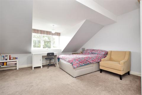 3 bedroom townhouse for sale, Northfield Place, Rothwell, Leeds, West Yorkshire