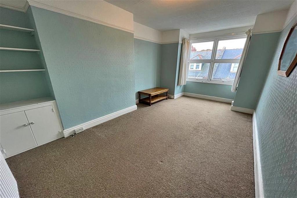 Swanage 2 bed flat to rent £825 pcm (£190 pw)