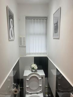 1 bedroom in a house share to rent, Heights Way, Leeds LS12
